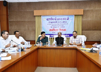 90 प्रतिशत पूर्णता वाली योजनाओं के काम तत्परता से पूर्ण कर जल्द जलापूर्ति शुरू करें –  अरुण साव