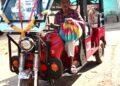 गंगा बाई ने ई-रिक्शा खरीदकर बदली परिवार की तस्वीर