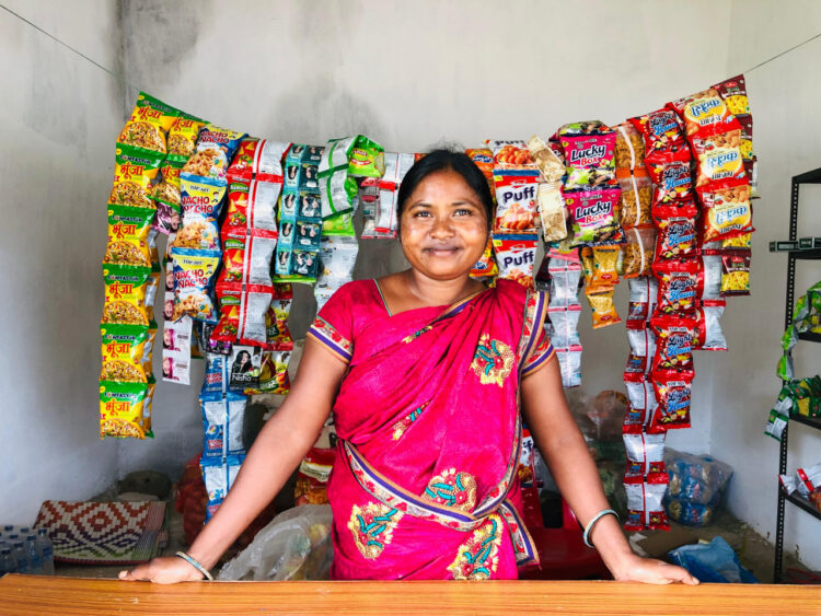 जशपुर-आत्मनिर्भरता की मिसाल पेश कर रही शशिकला