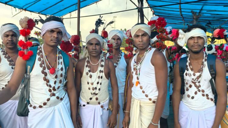 नारायणपुर में विश्व आदिवासी दिवस की धूम, रैली और जनसभा में उमड़ा जनसैलाब