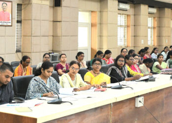 महिला एवं बाल विकास विभाग की समीक्षा बैठक संपन्न