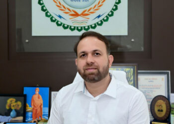 हर घर तिरंगा 2025 – देश की आजादी का यह उत्सव देश के प्रति अपने कर्तव्यों के लिए प्रतिबद्धता व्यक्त करने का अवसर : कलेक्टर