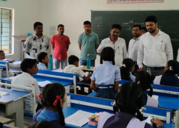 ग्रामीण प्रतिभाओं को नई उड़ान दे रहा ‘सुपर 40’