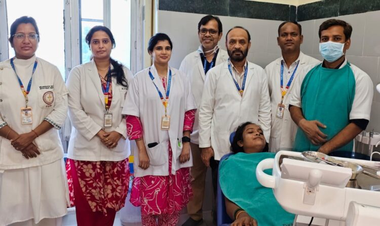डेंटल सर्जरी के मामले में सभी मेडिकल कॉलेजों में अव्वल
