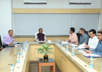 जनभागीदारी से करें आदिवासी बाहुल्य ग्रामों का समग्र विकास: मुख्यमंत्री ने आदि कर्मयोगी अभियान की समीक्षा बैठक में दिए निर्देश