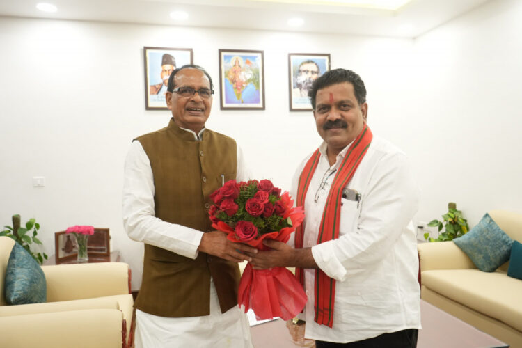 केंद्रीय मंत्री शिवराज सिंह चौहान से मिले छत्तीसगढ़ के उप मुख्यमंत्री विजय शर्मा