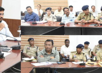 पर्वों का आयोजन परम्परागत सुव्यविस्थत ढंग से हो, सुनिश्चित किया जाए – कलेक्टर