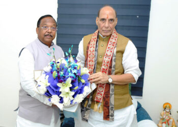 मंत्री  रामविचार नेताम ने केन्द्रीय रक्षा मंत्री  राजनाथ सिंह से दिल्ली में की मुलाकात