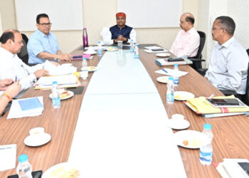 कम स्टॉक वालें जिलों में प्राथमिकता के साथ यूरिया खाद के उपलब्धता सुनिश्चित हो: मंत्री केदार कश्यप