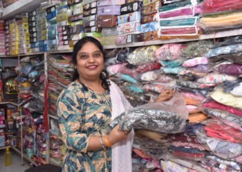 ग्राम भेड़ीकला की लखपति दीदी संगीता देवांगन ने महिला सशक्तिकरण की मिसाल कायम की