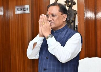 मुख्यमंत्री विष्णु देव साय ने सूरजपुर जिले में 211 करोड़ से अधिक के विकास कार्यों का लोकार्पण-भूमिपूजन