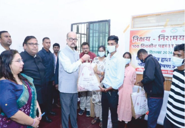 राज्यपाल  रमेन डेका बने छत्तीसगढ़ के सभी 33 जिलों में टीबी मरीजों के ‘निक्षय मित्र’