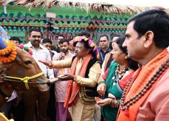 कृषि मंत्री निवास में धूमधाम से मनाया गया पारंपरिक पर्व ‘पोरा तिहार’