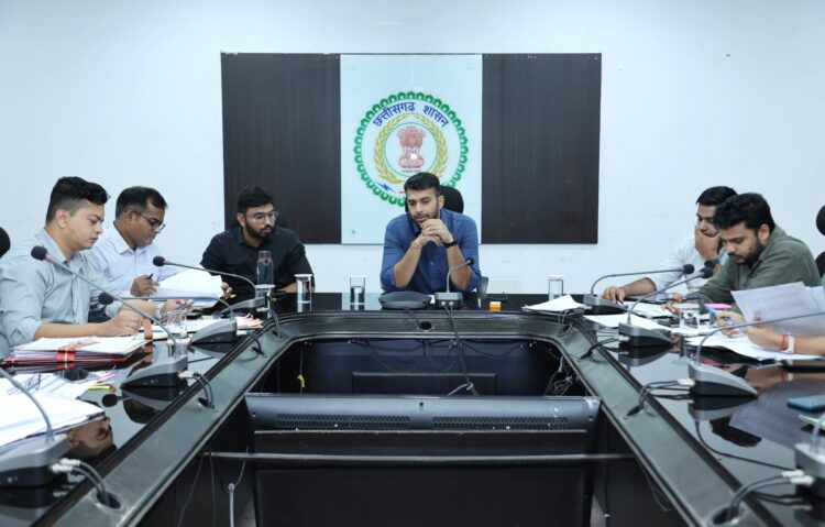 कलेक्टर ने ली समय -सीमा बैठक