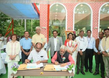 *छत्तीसगढ़ की जनजातियों पर शोध और अनुसंधान  की  राह  खुली*