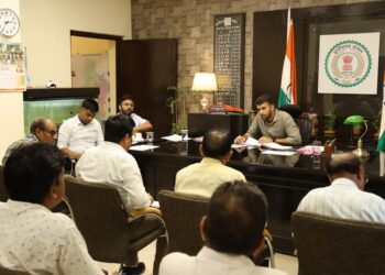 *फार्मर रजिस्ट्री शीघ्र करेंं पूर्ण-कलेक्टर  मयंक चतुर्वेदी*