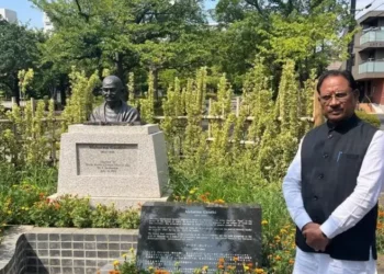 मुख्यमंत्री विष्णुदेव साय ने टोक्यो के ‘लिटिल इंडिया’ पहुँचकर महात्मा गांधी को किया नमन