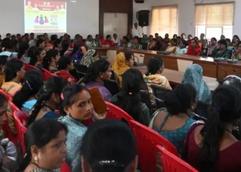 ‘दीदी के गोठ‘ रेडियो कार्यक्रम का पूरे प्रदेश में प्रसारण