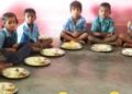 मध्यान्ह भोजन की शिकायत पर त्वरित कार्रवाई, जूठा भोजन परोसने वाली महिला समूह क़ो संचालन से किया गया पृथक