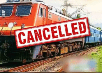 छत्तीसगढ़ के रेल यात्रियों की फिर बढ़ी परेशानी, त्योहार के सीजन में 76 ट्रेनें रद्द, कई ट्रेनें डाइवर्ट