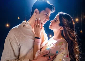 सिद्धार्थ मल्होत्र-जान्हवी कपूर की फिल्म ‘परम सुंदरी’ हुआ रिलीज, फिल्म ने जीता लोगों का दिल…