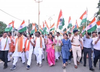 देशभक्ति के माहौल में गूंजे ‘वंदे मातरम और ‘भारत माता की जय‘ के नारे