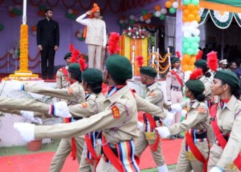 वित्त मंत्री ओ.पी.चौधरी ने किया ध्वजारोहण