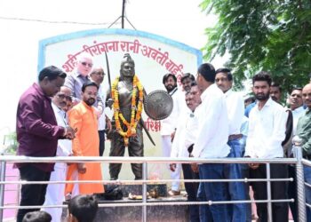 अमर शहीद वीरांगना अवंती बाई लोधी की जयंती कार्यक्रम में पहुंचे आरंग विधायक गुरु खुशवंत साहेब जी