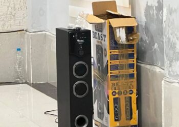 बॉयफ्रैंड ने रची साजिश : प्रेमिका के पति के लिए बिछाया मौत का जाल, स्पीकर में बारूद भरकर भेज दिया घर, फिर जो हुआ….