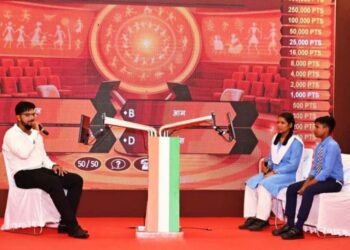 छत्तीसगढ़ रजत जयंती वर्ष 2025 : छायाचित्र प्रदर्शनी और क्विज बना लोगों के आकर्षण का केंद्र