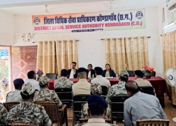 नेशनल लोक अदालत की तैयारी को लेकर थाना प्रभारियों का लिया गया बैठक