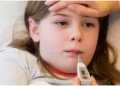 सावधान! इस मौसम में बढ़ रहा है Viral Fever… यदि बचना चाहते हैं तो इन चीजों का करें सेवन…
