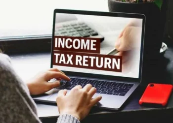 ITR फाइल करने के लिए बचे हैं सिर्फ 6 दिन बाकी, चूक गए तो देना पड़ेगा जुर्माना…
