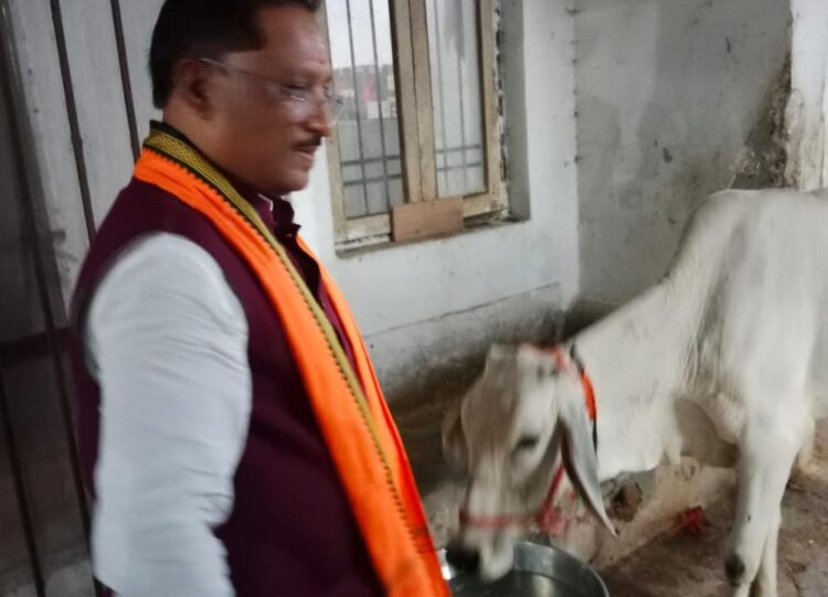 गौ-सेवा से ही मिलती है सच्ची शांति और ऊर्जा : मुख्यमंत्री  विष्णु देव साय