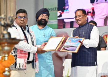 प्रदेश में सौर ऊर्जा के उपभोक्ता ऊर्जा उत्पादक के साथ-साथ बन रहे हैं ऊर्जा दाता : मुख्यमंत्री साय