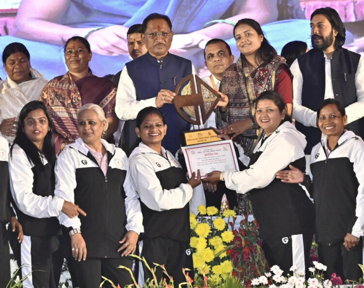 महतारियों के सशक्तिकरण में छत्तीसगढ़ सरकार ने कायम की मिसाल