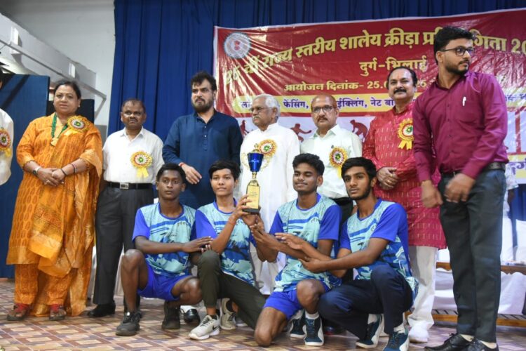 25वीं राज्य स्तरीय साल क्रीडा प्रतियोगिता में ऑल ओवर चैम्पियन का खि़ताब दुर्ग संभाग के नाम