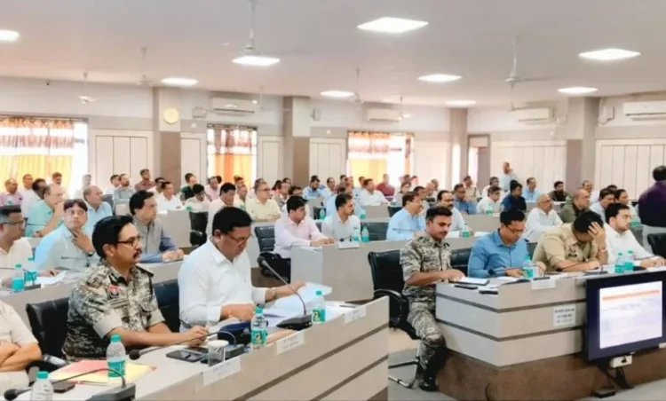 मुख्यमंत्री विष्णु देव साय ने बाढ़ राहत कार्यों की समीक्षा की