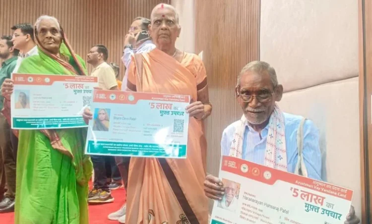 पक्का आशियाना मिलने से खिले चेहरे