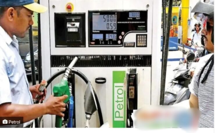 त्योहरों से पहले इन राज्यों में सस्ता हुआ पेट्रोल-डीजल, जानिए आपके शहर में क्या है रेट…
