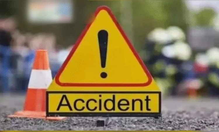 भीषण सड़क हादसा; कार और ट्रक के बीच टक्कर से एक ही परिवार के 7 लोगों की दर्दनाक मौत…