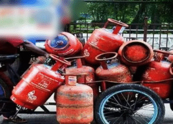22 सितंबर से कम हो जाएगा LPG सिलेंडर के दाम? जानिए आपकी जेब पर कितना पड़ेगा असर…