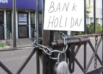 विश्वकर्मा पूजा के मौके पर आज बैंक खुला है या नहीं? घर से निकलने से पहले एक क्लिक में जानिए