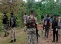 छत्तीसगढ़ में सुरक्षाबलों के साथ मुठभेड़ में 4 नक्सली ढेर, इनामी आयतु व देवा समेत 12 नक्सलियों ने किया सरेंडर