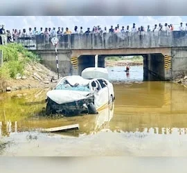 बड़ा हादसा, नाले में कार गिर ने से 7 लोगों की दर्दनाक मौत…