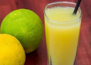 वजन कम करने से हार्ट हेल्थ सुधारने तक मोसम्बी जूस पीने से शरीर को मिलते हैं कई बड़े फायदे