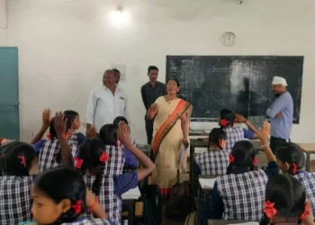 मुख्यमंत्री शिक्षा गुणवत्ता अभियान के तहत रायगढ जिले के सभी 2271 शालाओं में चलेगा समाजिक अंकेक्षण