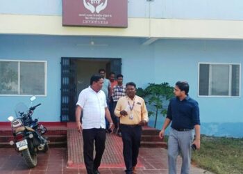 आड़ावाल नक्सल पुनर्वास केंद्र “नवां बाट” में आत्मसमर्पित माओवादियों को मिल रहा आजीविका प्रशिक्षण