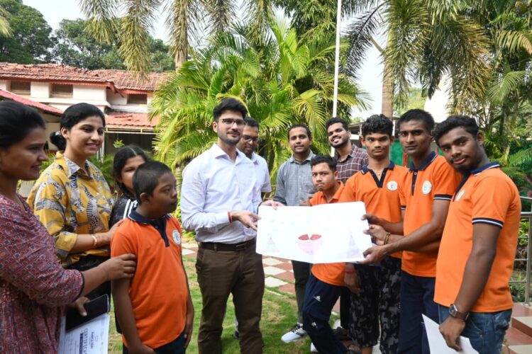 गोवा में आयोजित अंतर्राष्ट्रीय पर्पल फेस्ट में योगा प्रदर्शन कर छत्तीसगढ़ का किया प्रतिनिधित्व