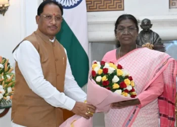 मुख्यमंत्री विष्णुदेव साय ने नई दिल्ली में राष्ट्रपति द्रौपदी मुर्मू से की सौजन्य भेंट